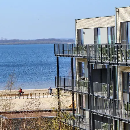 Front In Lembruch-duemmer Apartment
